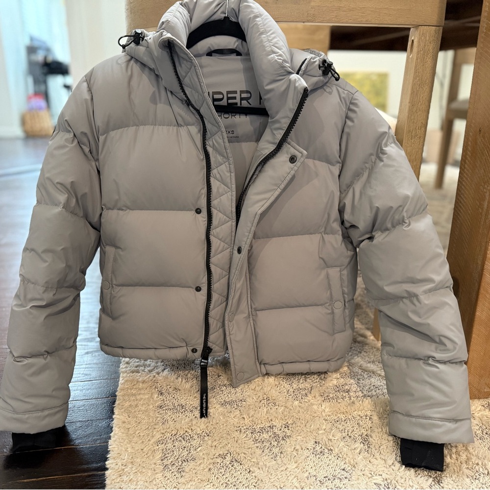 Aritzia SUPERPUFF SHORTY-Marble Grey in 2XS